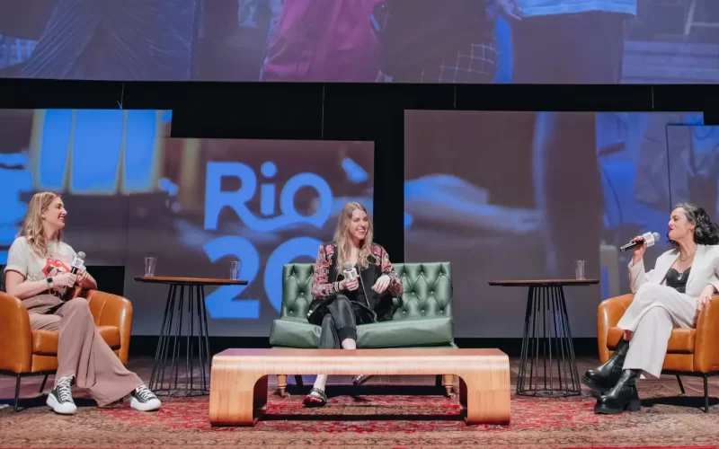 L__9887-scaled-e1748475934174